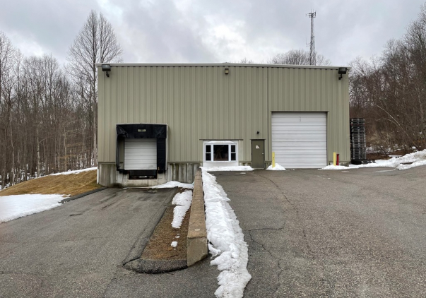 17 Industrial Drive, Waterford, CT 06385