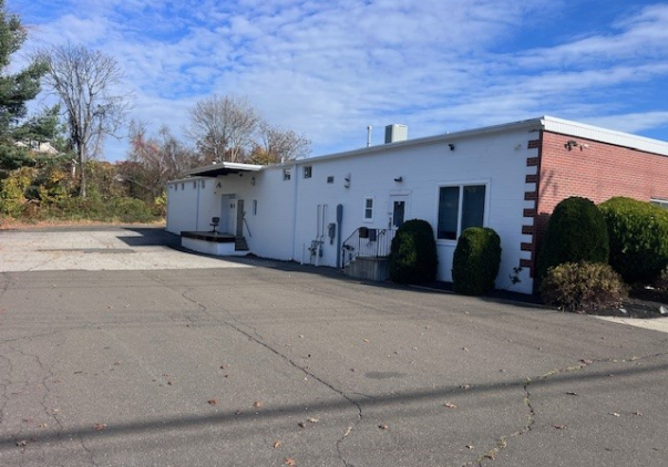 90 Woodmont Road, Milford, CT 06460