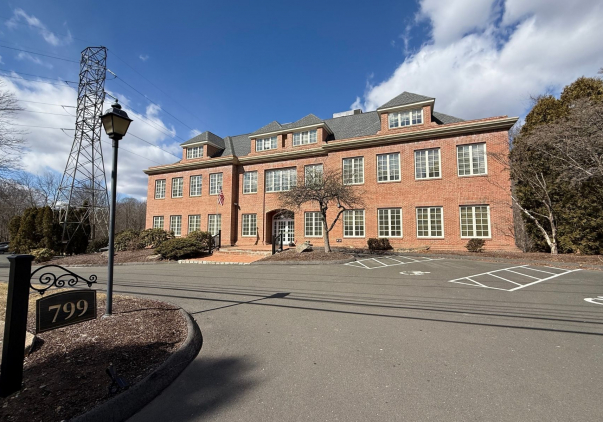 799 Silver Lane, Trumbull, CT 06611